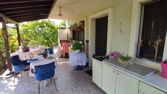 Image No.19-3 Bed Property for sale