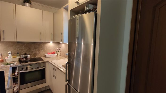 Image No.22-3 Bed Property for sale