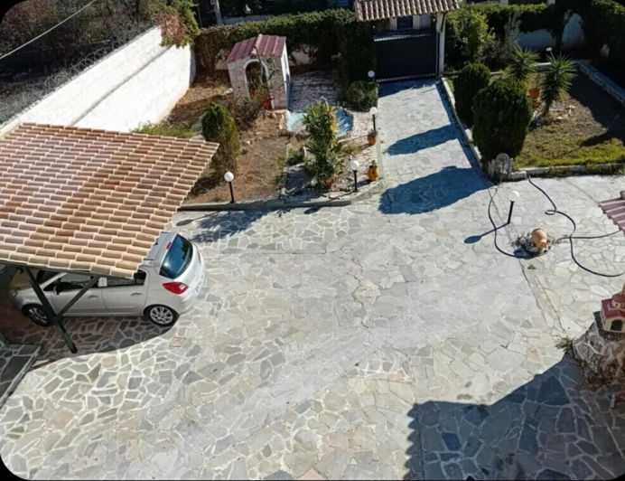 Image No.3-4 Bed Property for sale