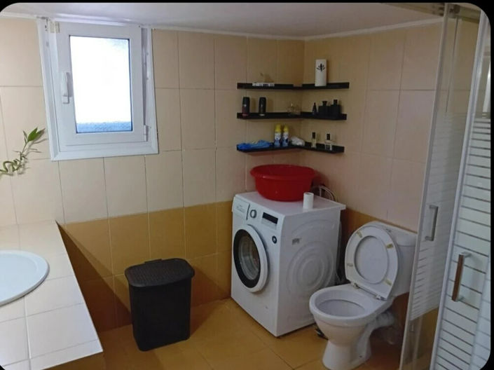 Image No.7-4 Bed Property for sale