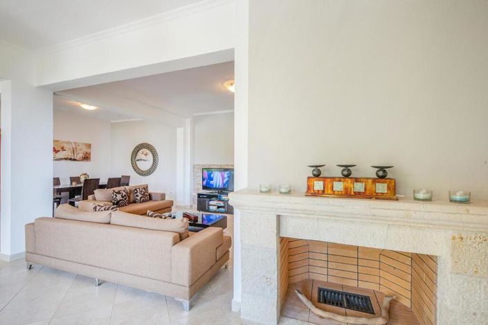 Image No.11-4 Bed Villa for sale