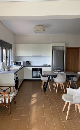 Image No.14-8 Bed Property for sale