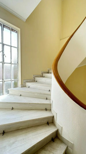 Image No.3-3 Bed Flat for sale