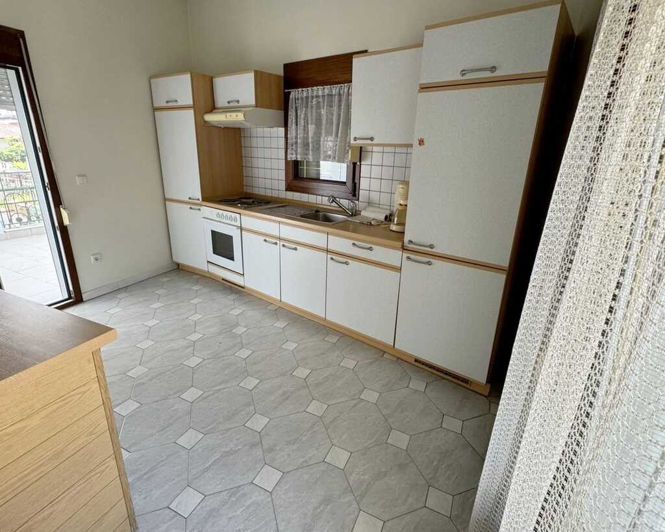 Image No.5-2 Bed Flat for sale