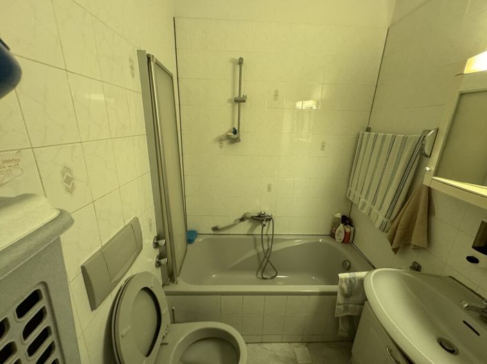 Image No.15-2 Bed Flat for sale