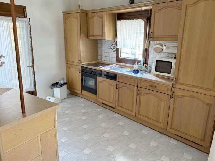 Image No.7-2 Bed Flat for sale