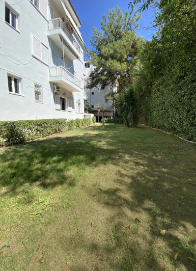 Image No.23-3 Bed Flat for sale