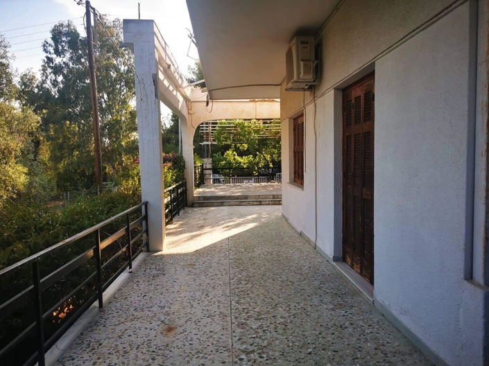 Image No.6-Propriété de 4 chambres à vendre à Kineta