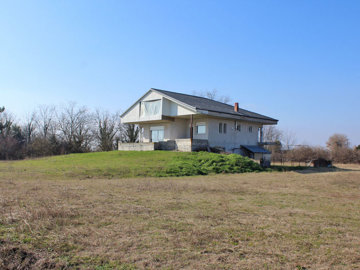 1 - Katerini, Propriété