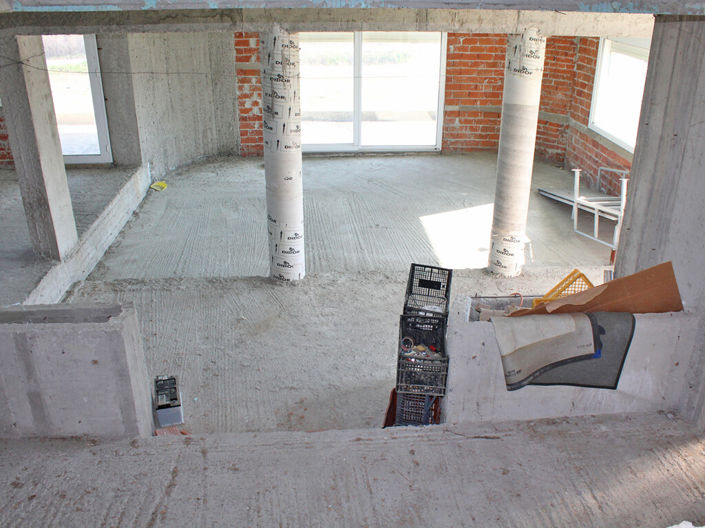 Image No.18-5 Bed Property for sale