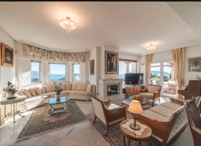 Image No.11-5 Bed Villa for sale