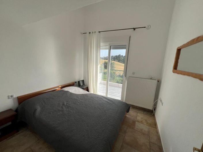 Image No.10-3 Bed Maisonette for sale