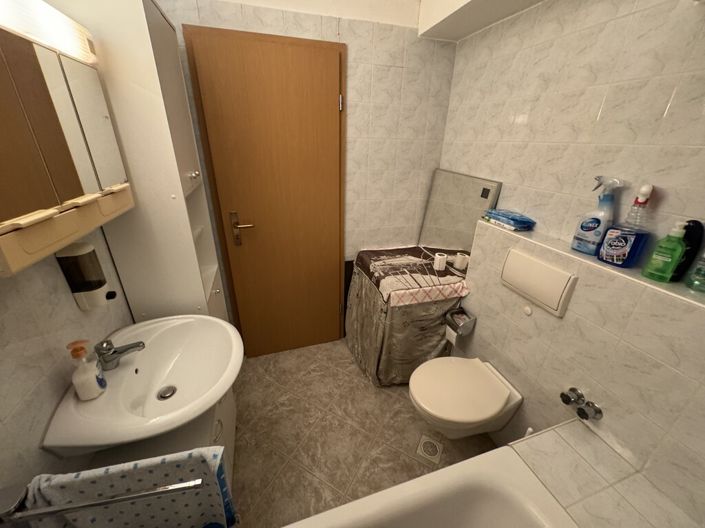 Image No.16-2 Bed Flat for sale