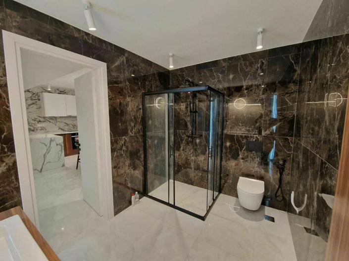 Image No.12-3 Bed Flat for sale