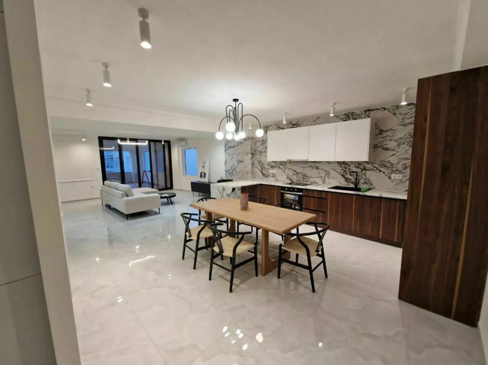 Image No.2-3 Bed Flat for sale