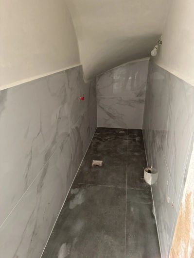 Image No.12-3 Bed Property for sale