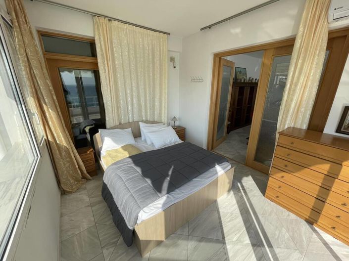 Image No.14-Villa for sale