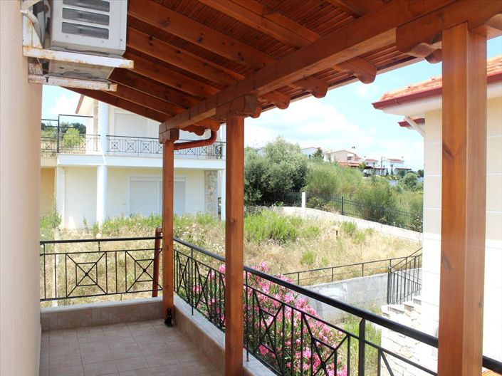 Image No.14-2 Bed Property for sale