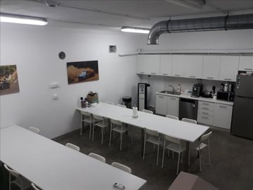 Photo 3 - Property 737 m² in Attica