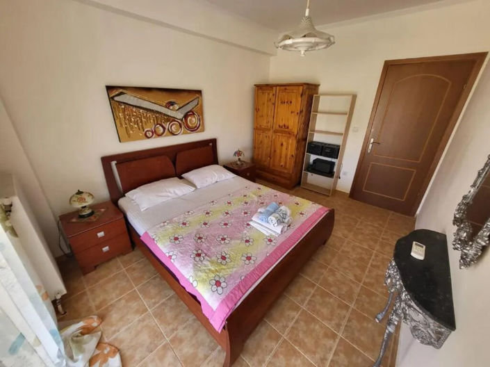 Image No.8-2 Bed Flat for sale