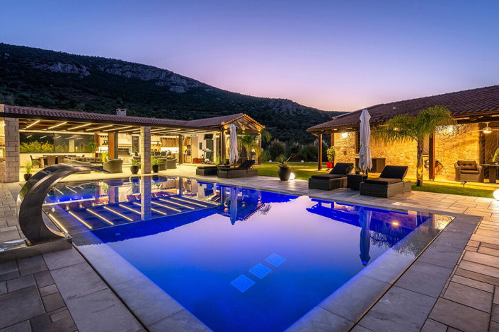 Image No.1-Villa de 4 chambres à vendre à Nafplio