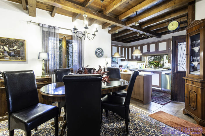 Image No.10-4 Bed Property for sale