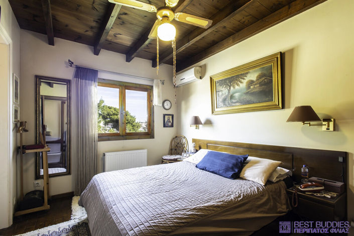 Image No.16-4 Bed Property for sale