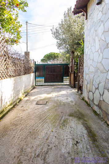 Image No.29-4 Bed Property for sale