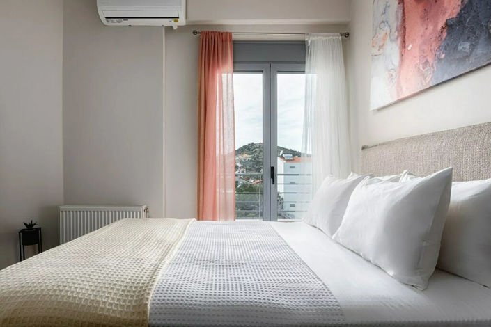 Image No.15-5 Bed Property for sale