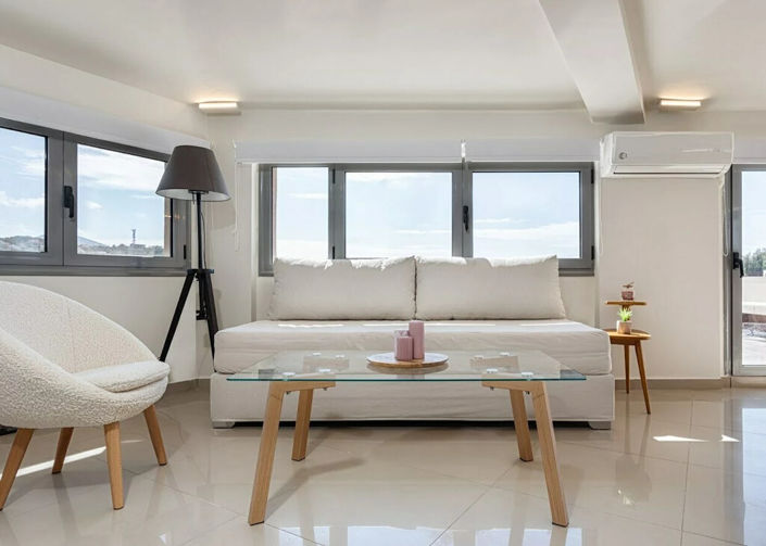 Image No.22-5 Bed Property for sale