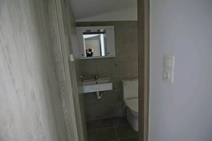 Image No.10-3 Bed Maisonette for sale