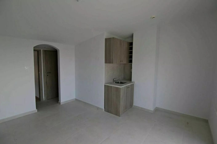 Image No.7-3 Bed Maisonette for sale
