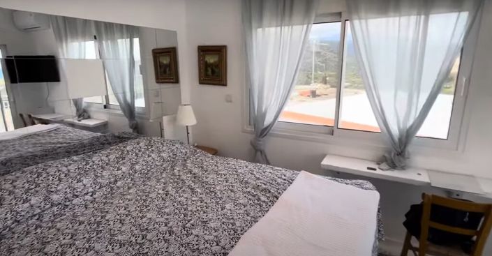 Image No.13-2 Bed Maisonette for sale