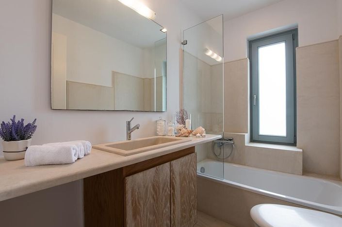 Image No.14-5 Bed Villa for sale