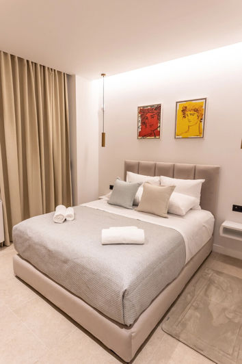 Image No.17-3 Bed Flat for sale