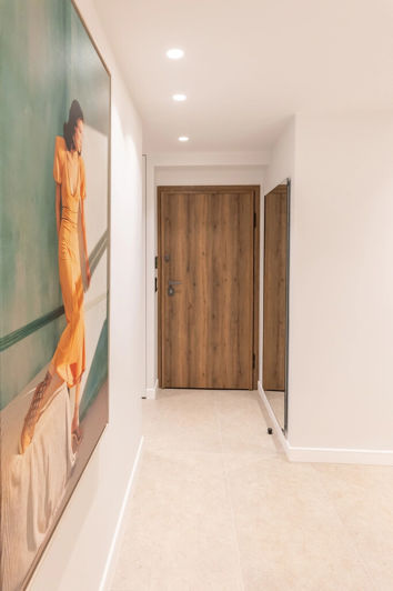 Image No.19-3 Bed Flat for sale