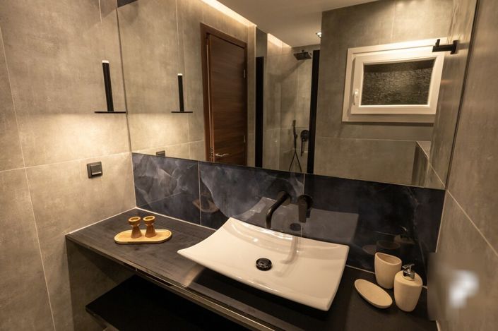 Image No.13-1 Bed Flat for sale