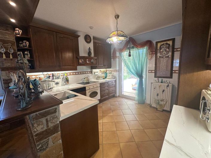 Image No.12-Villa de 4 chambres à vendre à Palaia Fokaia