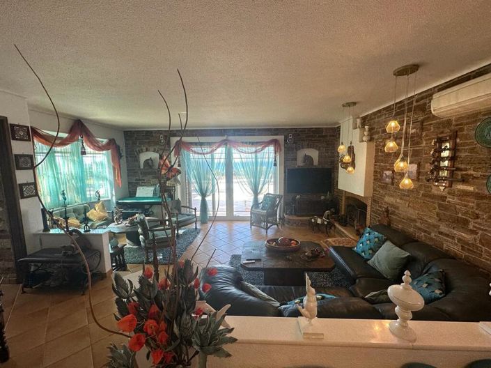 Image No.9-Villa de 4 chambres à vendre à Palaia Fokaia