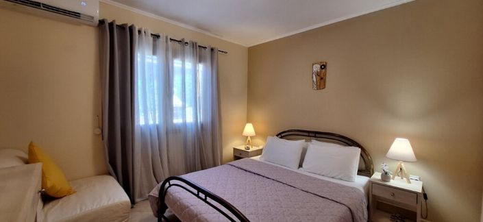 Image No.21-2 Bed Property for sale