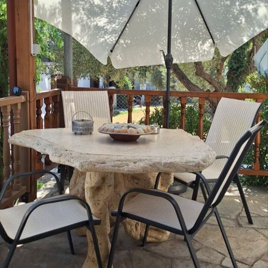 Image No.28-2 Bed Property for sale