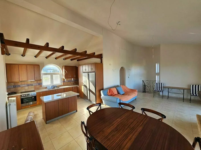 Image No.7-4 Bed Maisonette for sale