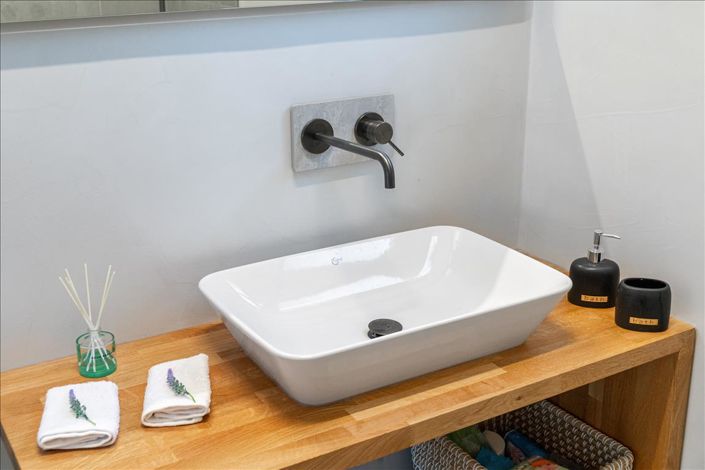 Image No.10-4 Bed Villa for sale