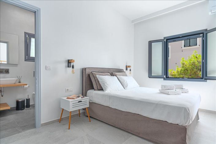 Image No.13-4 Bed Villa for sale