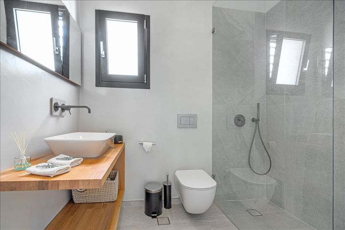 Image No.14-4 Bed Villa for sale