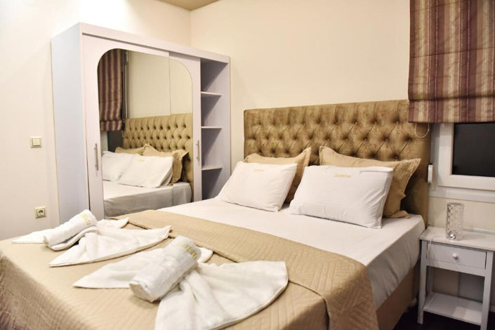 Image No.14-4 Bed Villa for sale