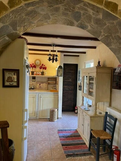Image No.10-Propriété de 5 chambres à vendre à Sykia