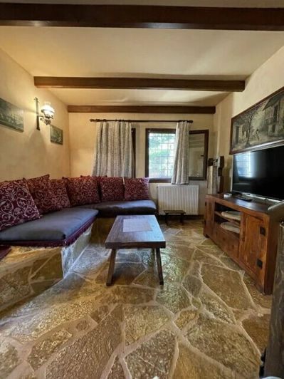 Image No.12-Propriété de 5 chambres à vendre à Sykia