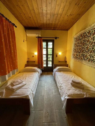 Image No.19-Propriété de 5 chambres à vendre à Sykia