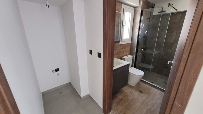 Image No.8-2 Bed Duplex for sale